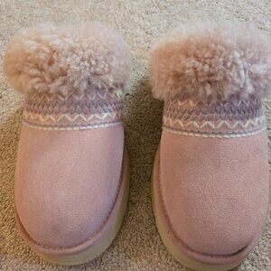 UGG Slide